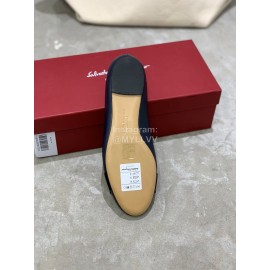 Salvatore Ferragamo Classic Bow Calf Shoes For Women Dark Blue