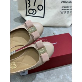 Salvatore Ferragamo Classic Bow Calf Shoes For Women Beige
