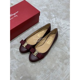 Salvatore Ferragamo Classic Bow Calf Shoes For Women Purplish Red