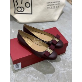 Salvatore Ferragamo Classic Bow Calf Shoes For Women Purplish Red