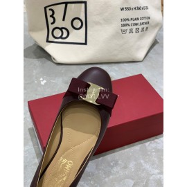 Salvatore Ferragamo Classic Bow Calf Shoes For Women Purplish Red