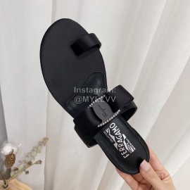 Salvatore Ferragamo Summer Sweet Bow Sandals For Women Black