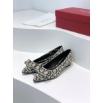 Ferragamo Viva Bow Sheepskin Pointed Ballet Shoes For Women 