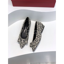 Ferragamo Viva Bow Sheepskin Pointed Ballet Shoes For Women 