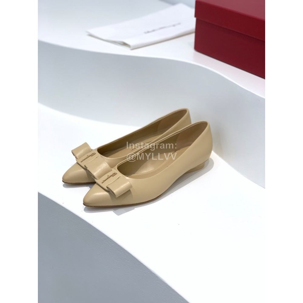Ferragamo Viva Bow Sheepskin Pointed Ballet Shoes For Women Khaki