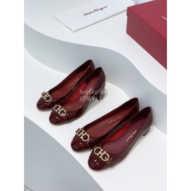 Ferragamo Fashion Gancini Buckle Patent Leather High Heels For Women Wine Red