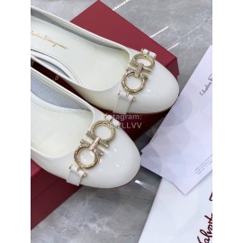 Ferragamo Fashion Gancini Buckle Patent Leather High Heels For Women White