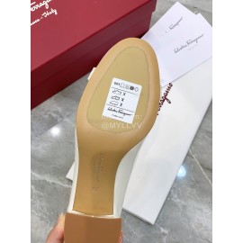 Ferragamo Fashion Gancini Buckle Patent Leather High Heels For Women White