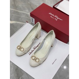 Ferragamo Fashion Gancini Buckle Patent Leather High Heels For Women White