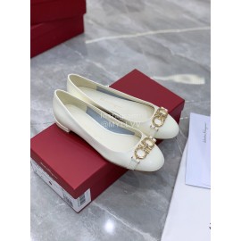 Ferragamo New Gancini Buckle Patent Leather High Heels For Women White