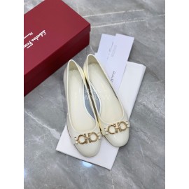 Ferragamo New Gancini Buckle Patent Leather High Heels For Women White