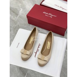 Ferragamo Viva Bow Silk Satin Thick High Heeled Ballet Shoes For Women Beige