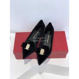 Ferragamo Velvet Bow Thick High Heeled Pointed Shoes For Women Black