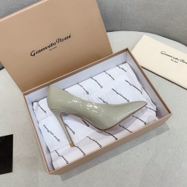 Gianvito Rossi Pvc Patent Leather Pointed High Heels For Women Beige