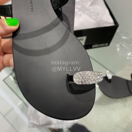 Giuseppe Zanotti New Sheepskin Flip Flops For Women Black