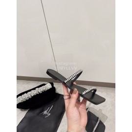 Giuseppe Zanotti Diamond Cowhide Flat Heeled Slippers For Women Black