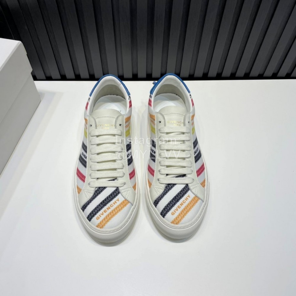 Givenchy Calf Leather Casual Sneakers For Men And Women White