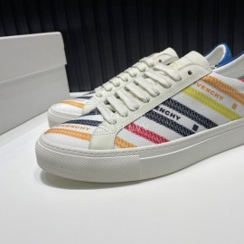 Givenchy Calf Leather Casual Sneakers For Men And Women White