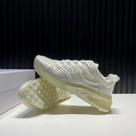 Givenchy Leather Transparent Sole Sneakers For Men White