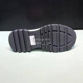 Givenchy Calfskin Knitting Sneakers For Men Orange