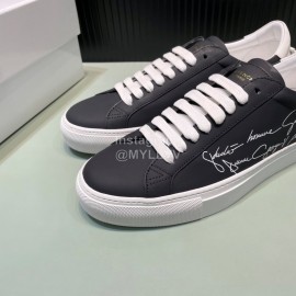 Givenchy Calf Leather Casual Shoes For Men And Women Black