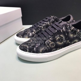 Givenchy Calf Leather Lace Up Casual Shoes For Men Black