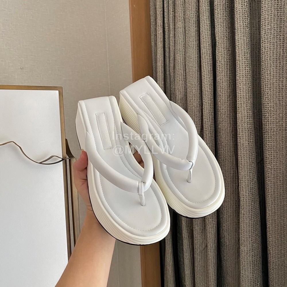 Givenchy Sheepskin Flip Flops With Thick Bottom For Women White