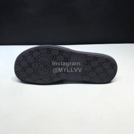 Gucci Black Leather Embossed Slippers For Men 