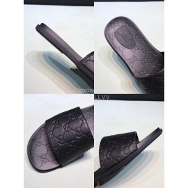 Gucci Black Leather Embossed Slippers For Men 