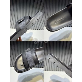 Gucci Cowhide Logo Printed Slippers For Men Gray