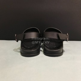 Gucci Black Embossed Leather Scandals For Men