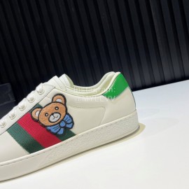 Gucci Calf Leather Casual Sneakers For Men And Women