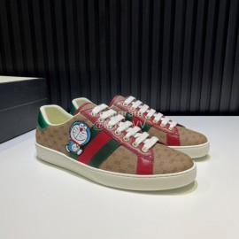 Gucci Calf Leather Casual Sneakers For Men And Women Coffee