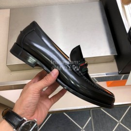 Gucci Calf Leather GG Buckle Ribbon Loafers For Men Black