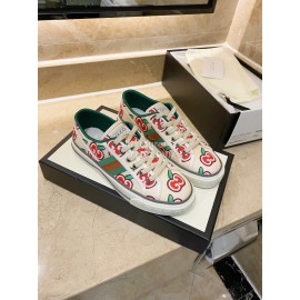 Gucci 1986 × Disney Series Beige Canvas Shoes For Men And Women