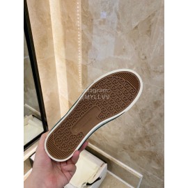 Gucci 1988 × Disney Series Canvas Shoes For Men And Women Khaki