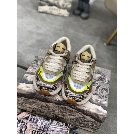 Gucci Calfskin Mesh Fashion Sneakers For Men And Women