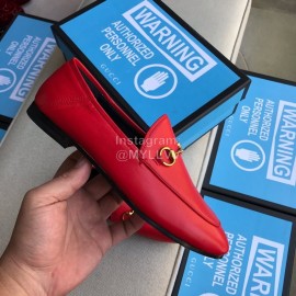 Gucci Classic Sheepskin Copper Horse Buckle Shoes Red