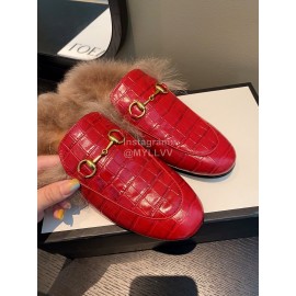 Gucci Classic Lambskin Wool Muller Shoes For Women Red