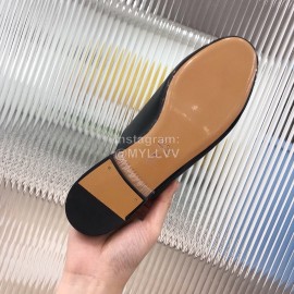 Gucci Classic Embroidered Cow Leather Buckle Sandals For Women