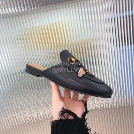 Gucci Classic Embroidered Cow Leather Buckle Sandals For Women Black