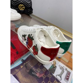 Gucci Classic Embroidered Strawberry Casual Shoes For Women