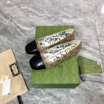 Gucci Carved Double G Flat Ballet Shoes For Women