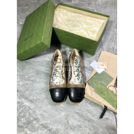 Gucci Carved Double G Flat Ballet Shoes For Women