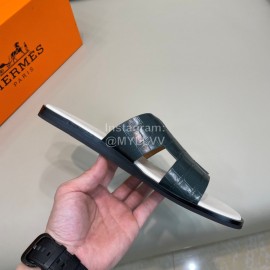 Hermes Summer Crocodile Pattern Leather Slippers For Men 