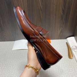 Hermes Belt Buckle Shape Leather Loafers For Men Brown