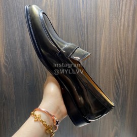 Hermes Belt Buckle Shape Leather Loafers For Men