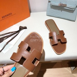 Hermes Classic Brown Calf Leather Flat Heel Slippers