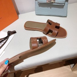 Hermes Classic Brown Calf Leather Flat Heel Slippers