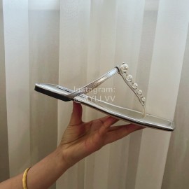 Jimmy Choo New Pearl Cowhide Flip Flops For Women Silver